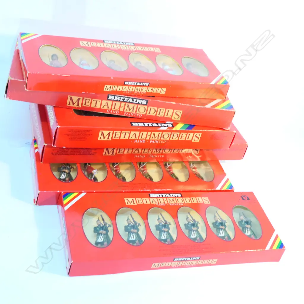7 BOXES ASSORTED METAL-MODELS SCOTS GUARD, HORSES ETC IN ORIGINAL BOXES Image 1++