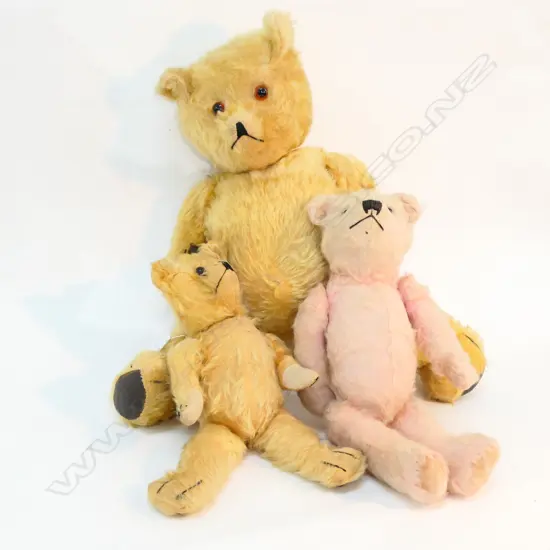 3 VINTAGE TEDDY BEARS