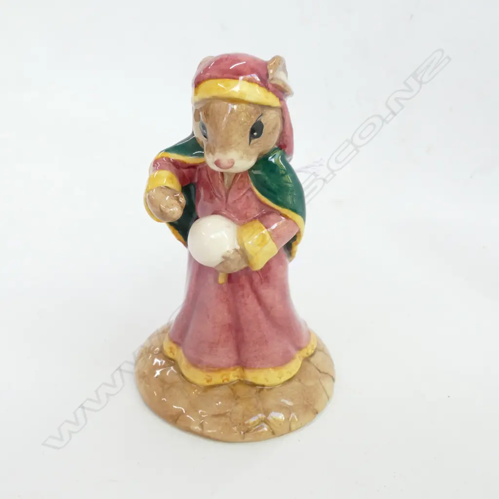 ROYAL DOULTON FIGURE FORTUNE TELLER BUNNYKINSS Image 1++