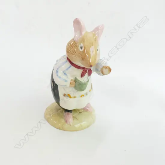 ROYAL DOULTON BRAMBLY HEDGE FIGURE MR APPLE