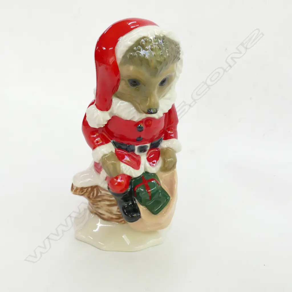 WADE "SANTA HEDGEHOG, THE FOREST DEEP SERIES", H.125MM,BOXED Image 1++