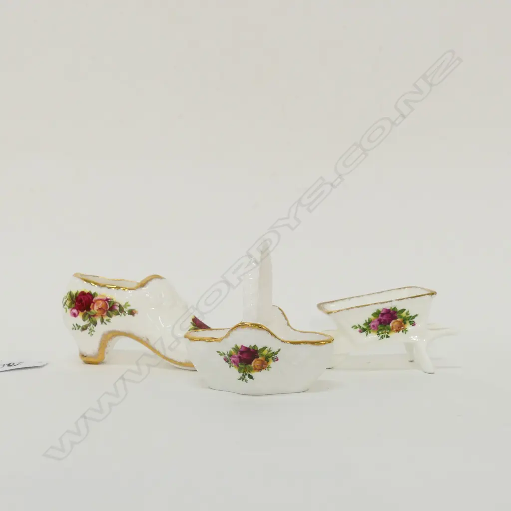 ROYAL ALBERT OLD COUNTRY ROSE 3 ORNAMENTS Image 1++