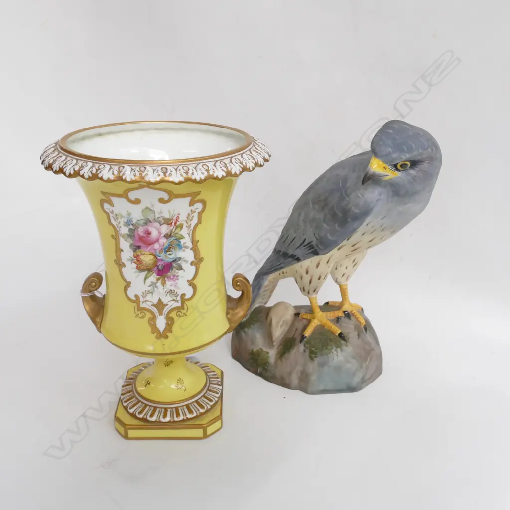 SPODE MONTAGU'S HARRIER FIGURE & ROYAL CROWN DERBY YELLOW VASE 170MM H Image 1++
