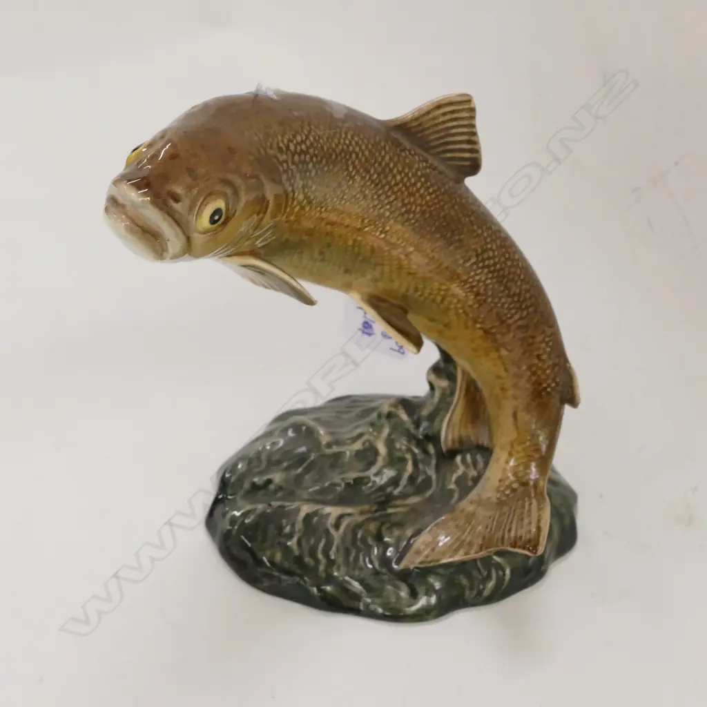 BESWICK TROUT 1032 H 170 MM Image 1++