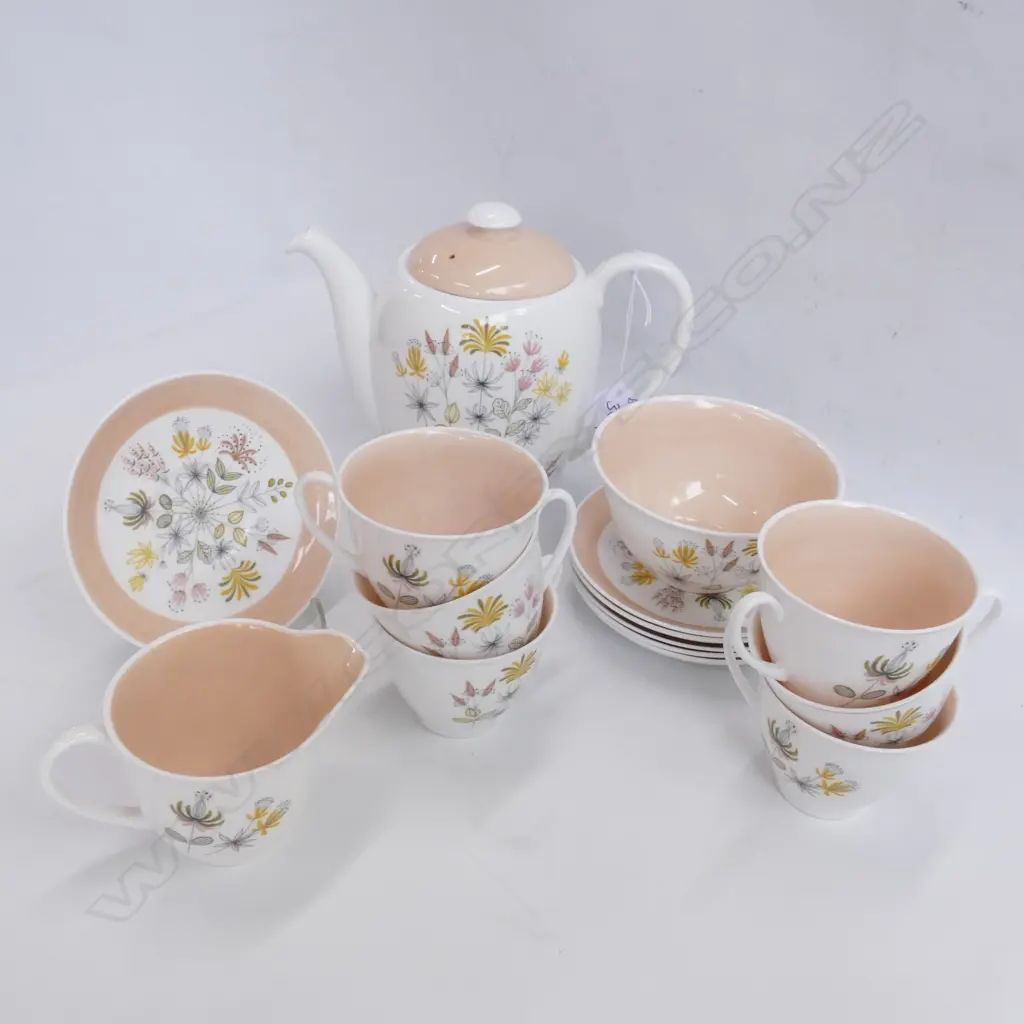 15 PCE SHELLEY 'ENCHANTMENT' COFFEE SET; COFFEEPOT, 6 CUPS AND SAUCERS, MILK, SUGAR Image 1++