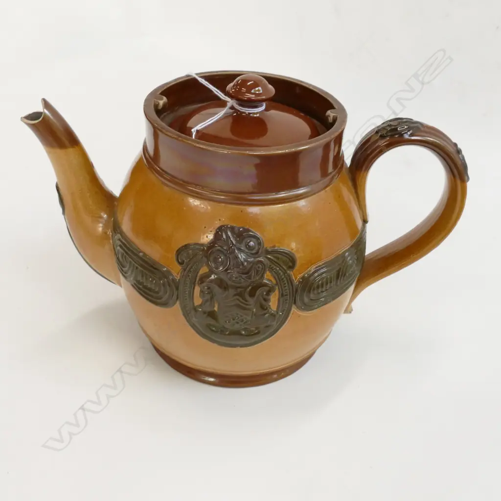 R/DOULTON STONEWARE MAORI ART TEAPOT A.F SPOUT Image 1++