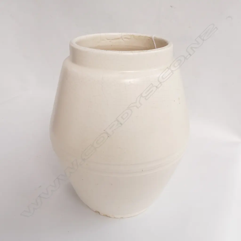 CROWN LYNN HAND POTTED LARGE VASE,  SHAPE #11, SOME CHIPS TO FOOTRING. H.235mm Image 1++