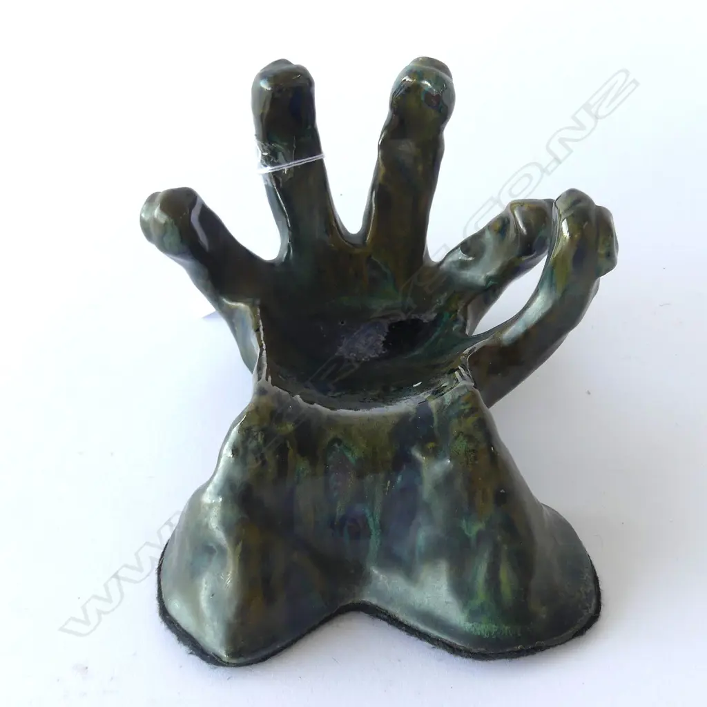 3 NZ POTTERY PIECES, PETER WINSLADE, PETER SHEARER & UNKNOWN Image 1++