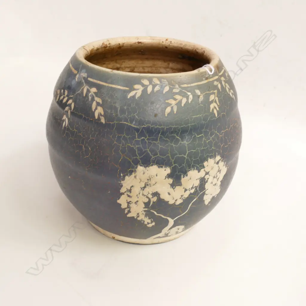 Wally Silva blue vase white painted woman & plant decoration... Image 1++