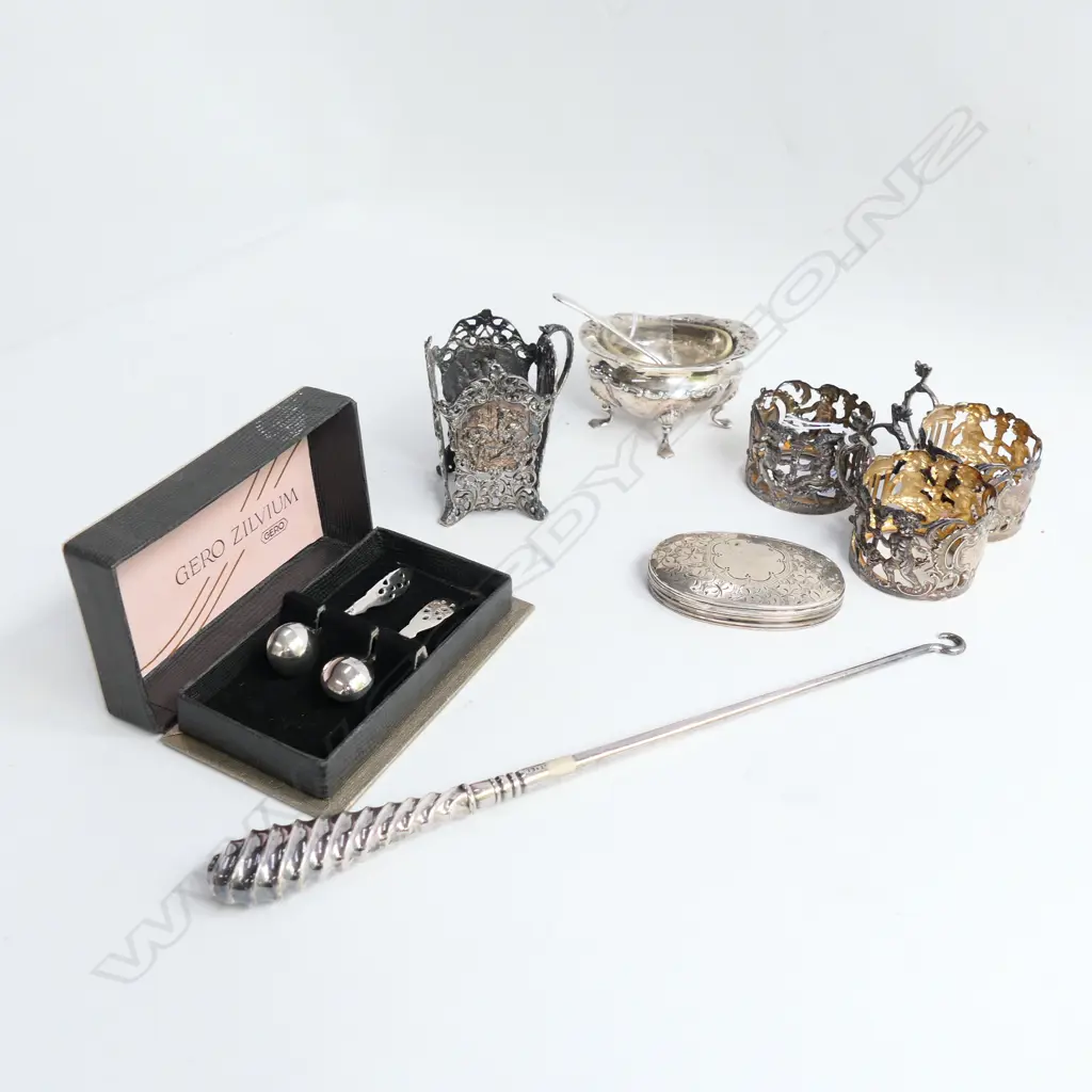 STG SALT/LID/CUP SURROUNDS + OTHER ITEMS Image 1++