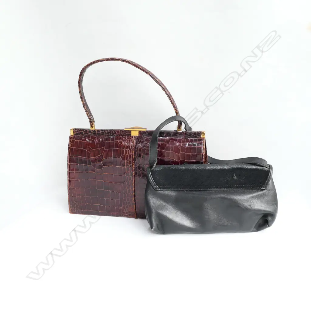 TWO HANDBAGS Image 1++