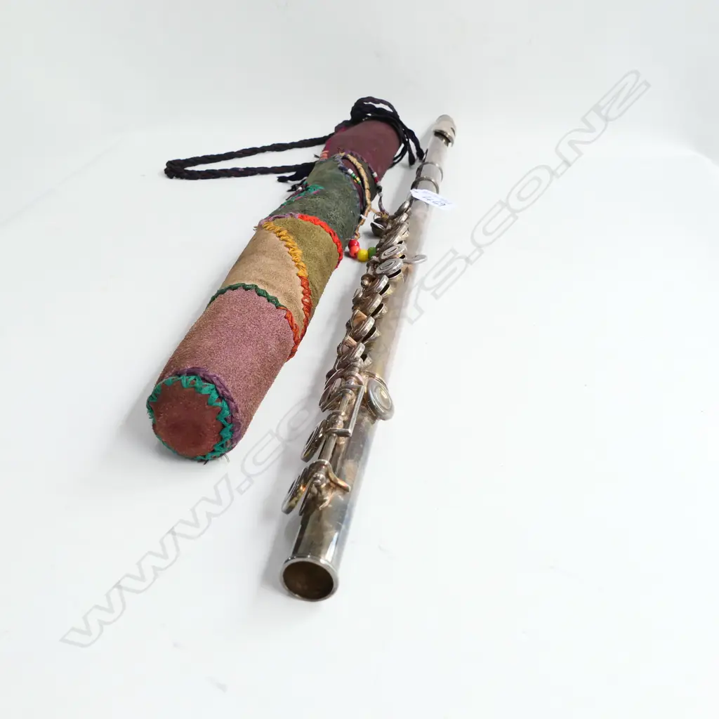 ARTLEY FLUTE WITH HAND MADE CASE Image 1++