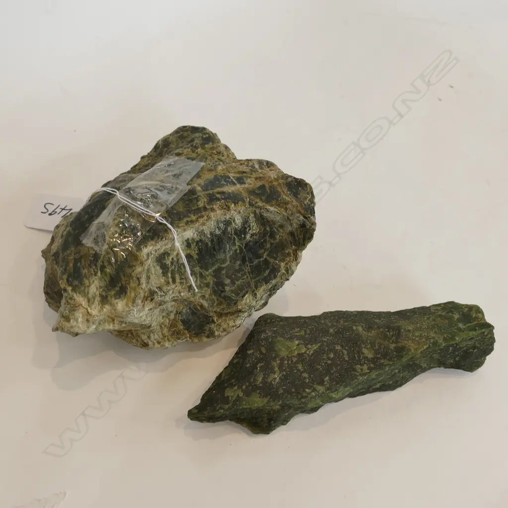 2 LARGE PCES GREENSTONE BOTH ABOUT 150MM L Image 1++
