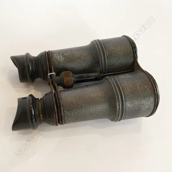 PAIR OF VINTAGE FIELD GLASSES