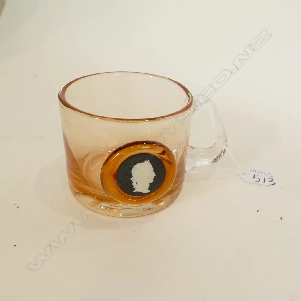 WEDGWOOD GLASS MUG Image 1++