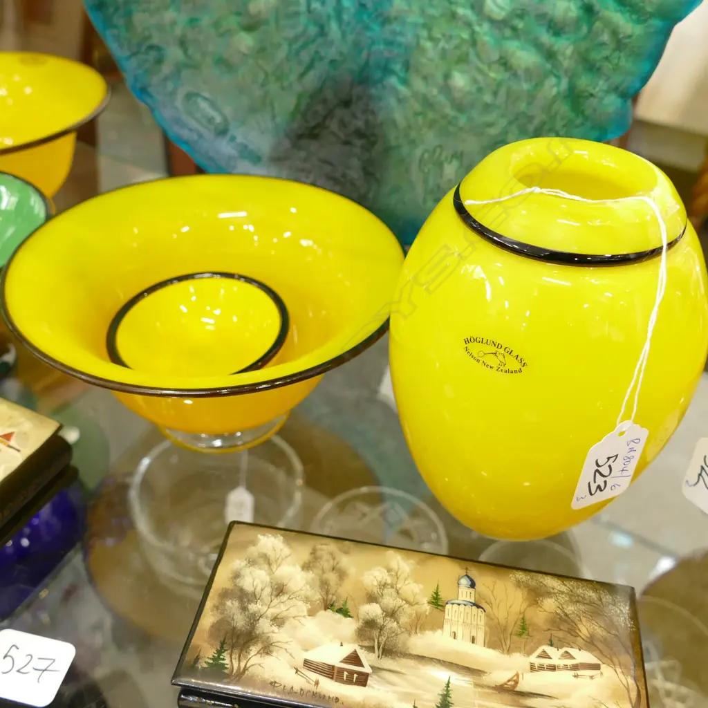 THREE HOGLUND YELLOW GLASS PIECES. VASE H.170mm, BOWLS Dia.170 & 85mm Image 1++