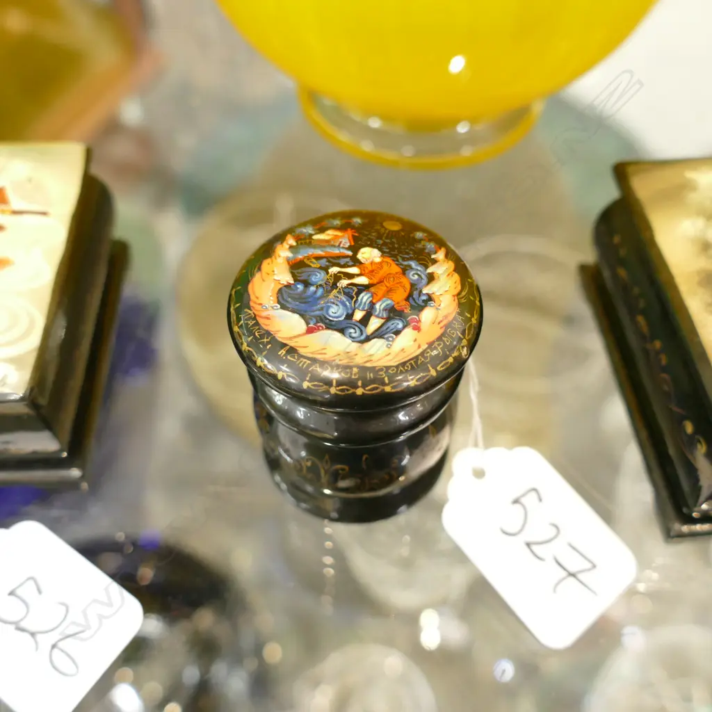 SMALL RUSSIAN HAND PAINTED LACQUER PAPIER MACHE BOX DECORATED WITH FOLK TALE SCENE OF MAN FISHING. Dia.35mm Image 1++