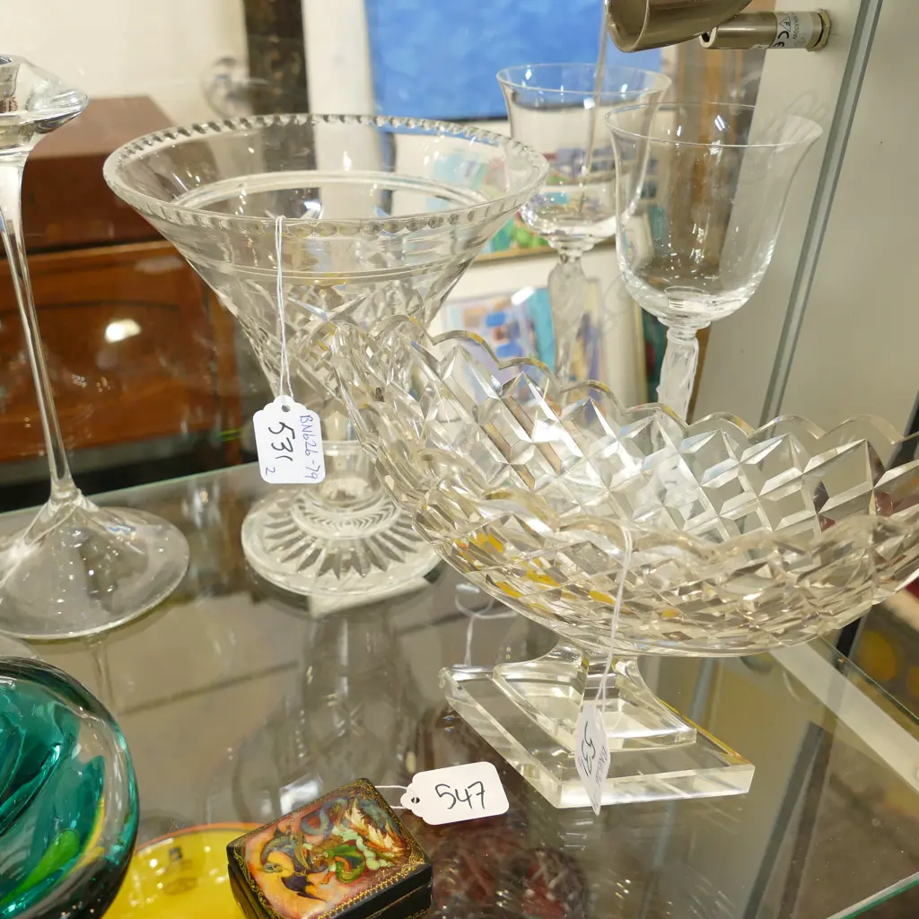 CRYSTAL VASE AND FLOWER TROUGH (CHIP TO FOOT) Image 1++