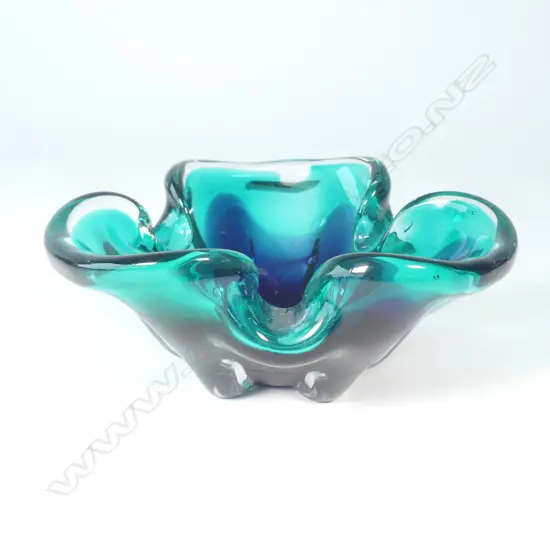 BLUE & TEAL STUDIO GLASS HANKERCHIEF VASE, L. 180MM