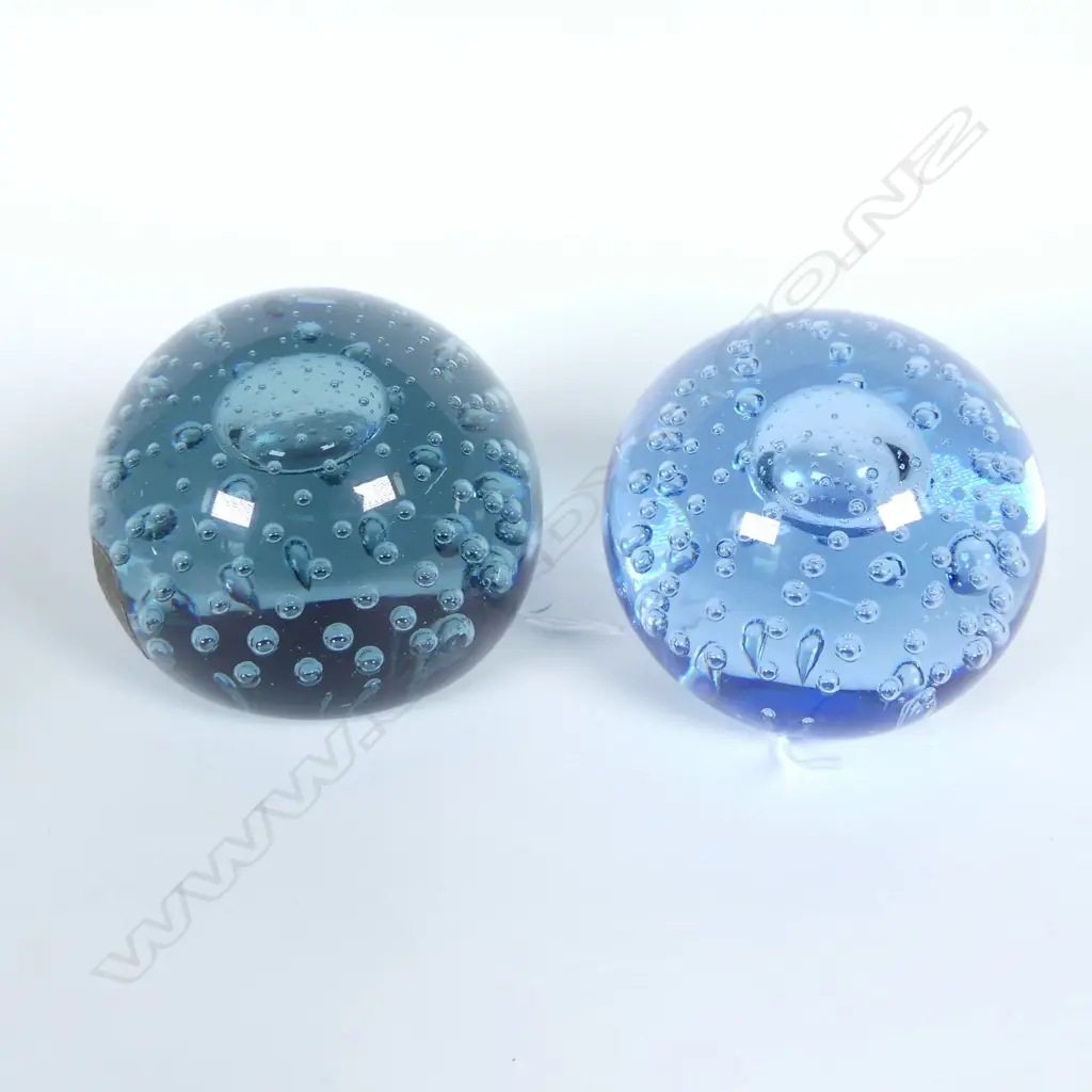 2 x WHITEFRIARS CRYSTAL PAPERWEIGHTS, INKY BLUE WITH CAPTURED BUBBLES	 Image 1++