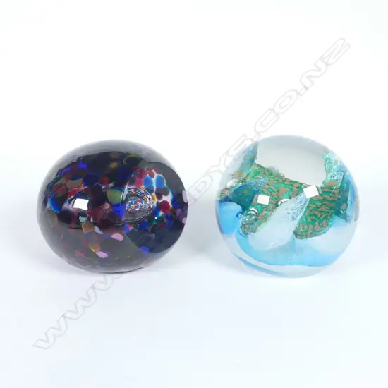 2 PAPERWEIGHTS: CAITHNESS SCOTLAND 'DEBUTANTE' & GORDON STUDIO, AUSTRALIA