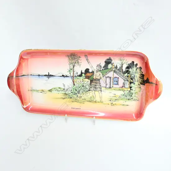 GRIMWADES 'MAORI WARE' DEFIANCE SANDWICH TRAY 380MM L AF REPAIRED