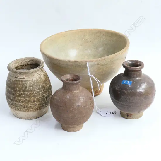 CHUN GLAZE TEA BOWL AND 3 SMALL SUKUTHI POTS