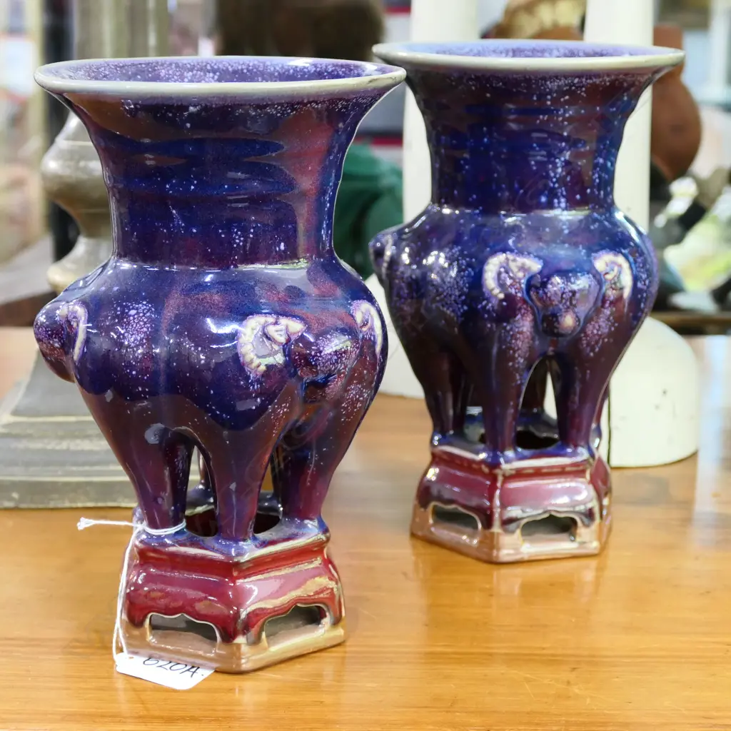 PR PURPLE ASIAN VASES 205MM H Image 1++