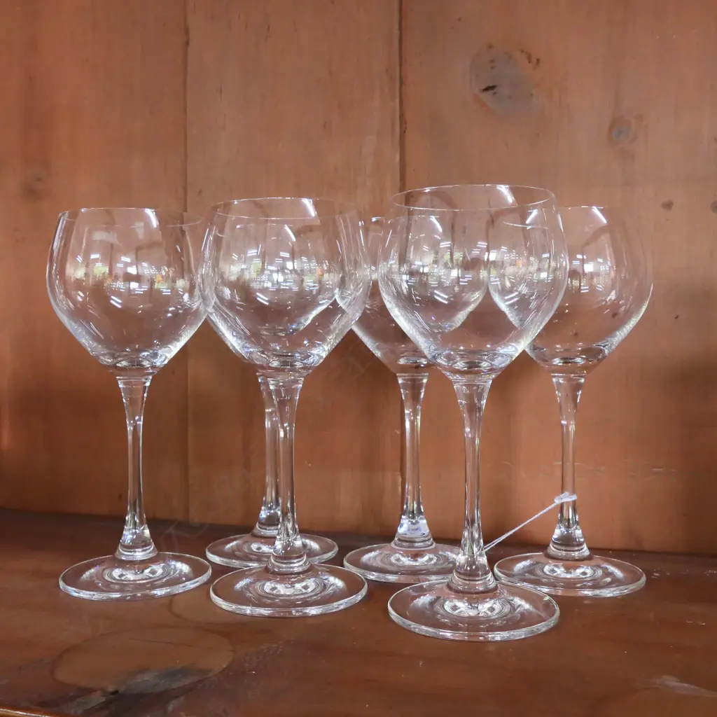 SET OF 6 CRYSTAL WINE GLASSES  Image 1++