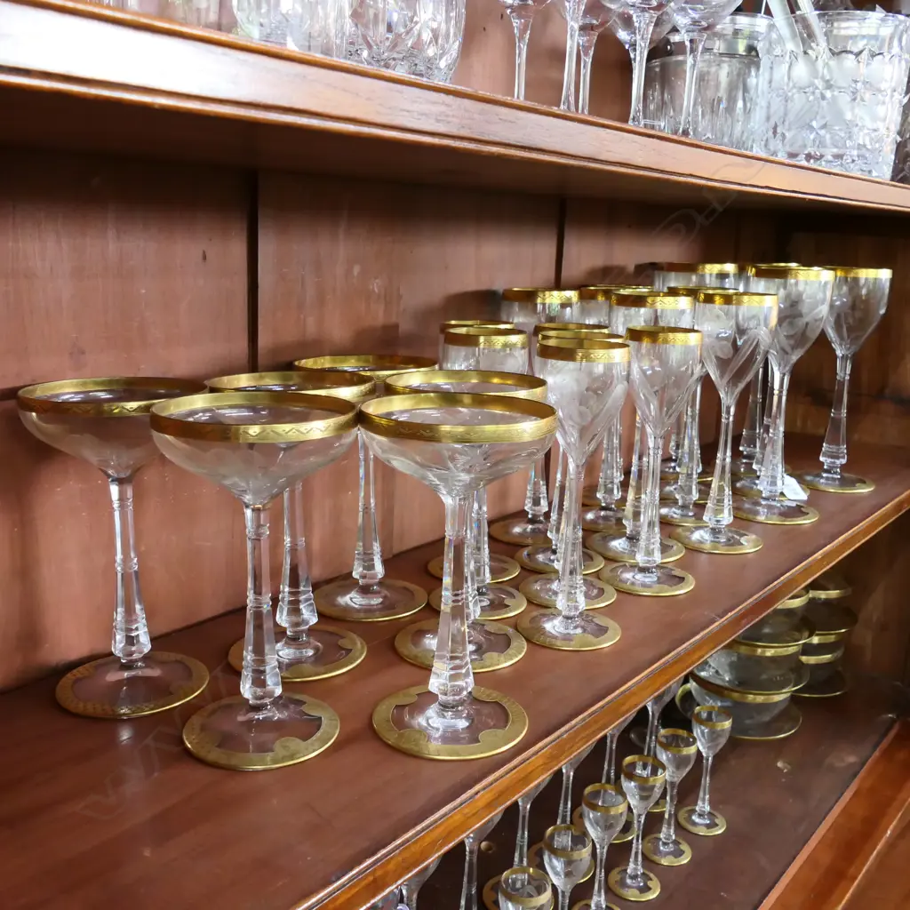 COMPREHENSIVE SET OF AUSTRIAN (VIENNESE) ETCHED AND GILDED GLASSES Image 1++