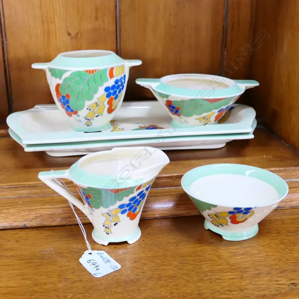 R/DOULTON ART DECO 'CAPRICE' 2 TRAYS 3 BOWLS + JUG Image 1++