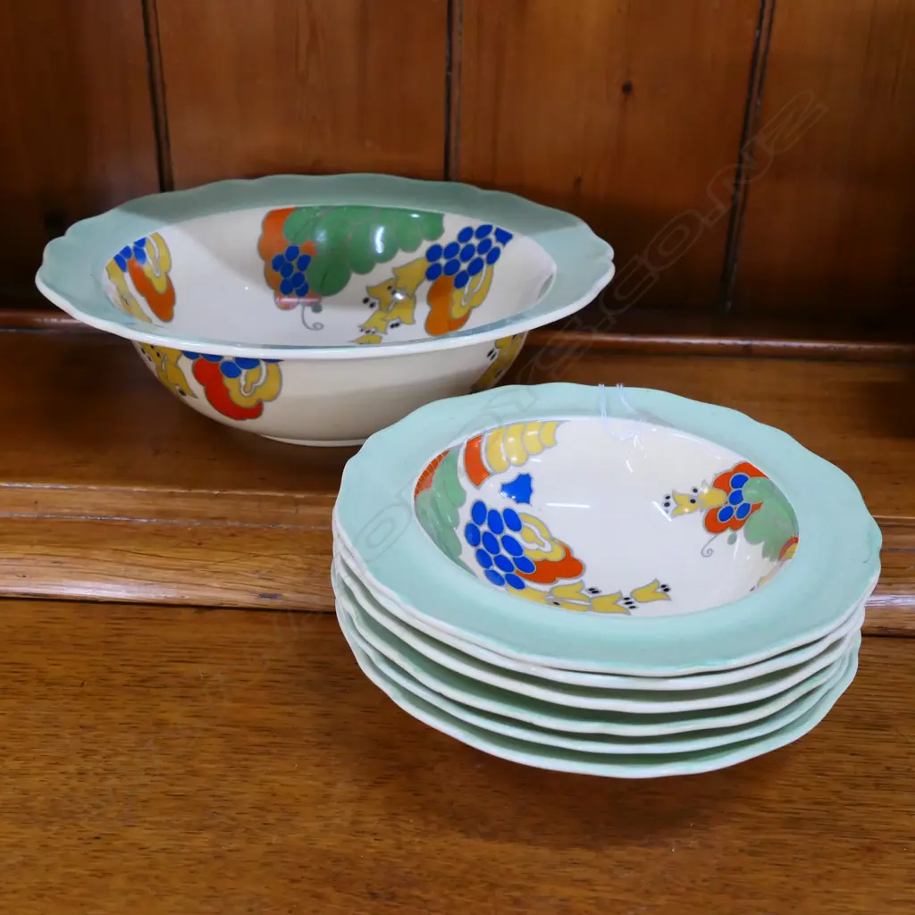 R/DOULTON 'CAPRICE' DESSERT SET 6 BOWLS + 1 LGE Image 1++