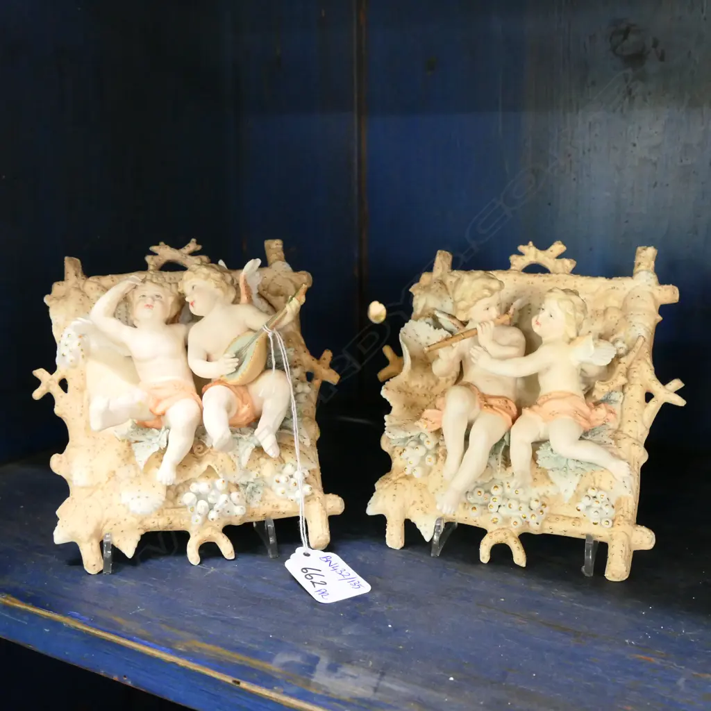 PR LATE 19TH EARLY 20TH CENT WALL PLAQUES OF MUSICAL ANGELS 160MM H Image 1++