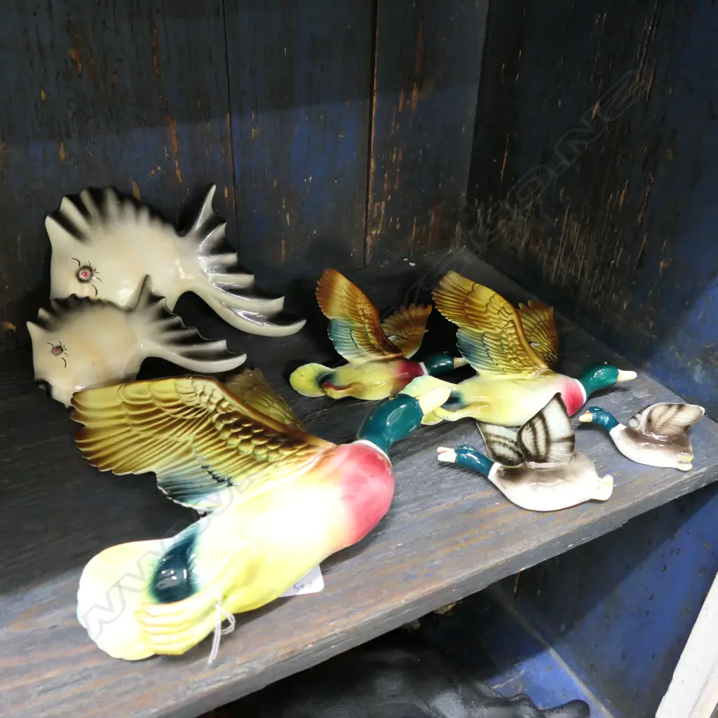 5 FLYING WALL DUCKS & 2 FISH Image 1++