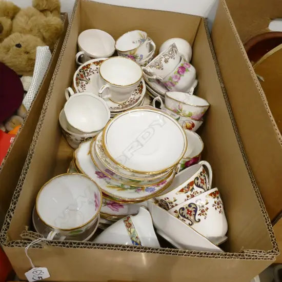 LOT ASST TRIOS R/ALBERT ETC