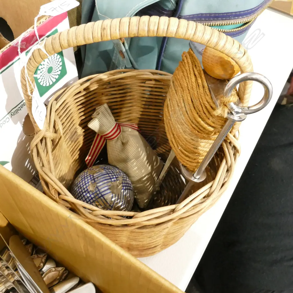 BASKET WITH CONTENTS INCL CHINA CARPET BOWL Image 1++