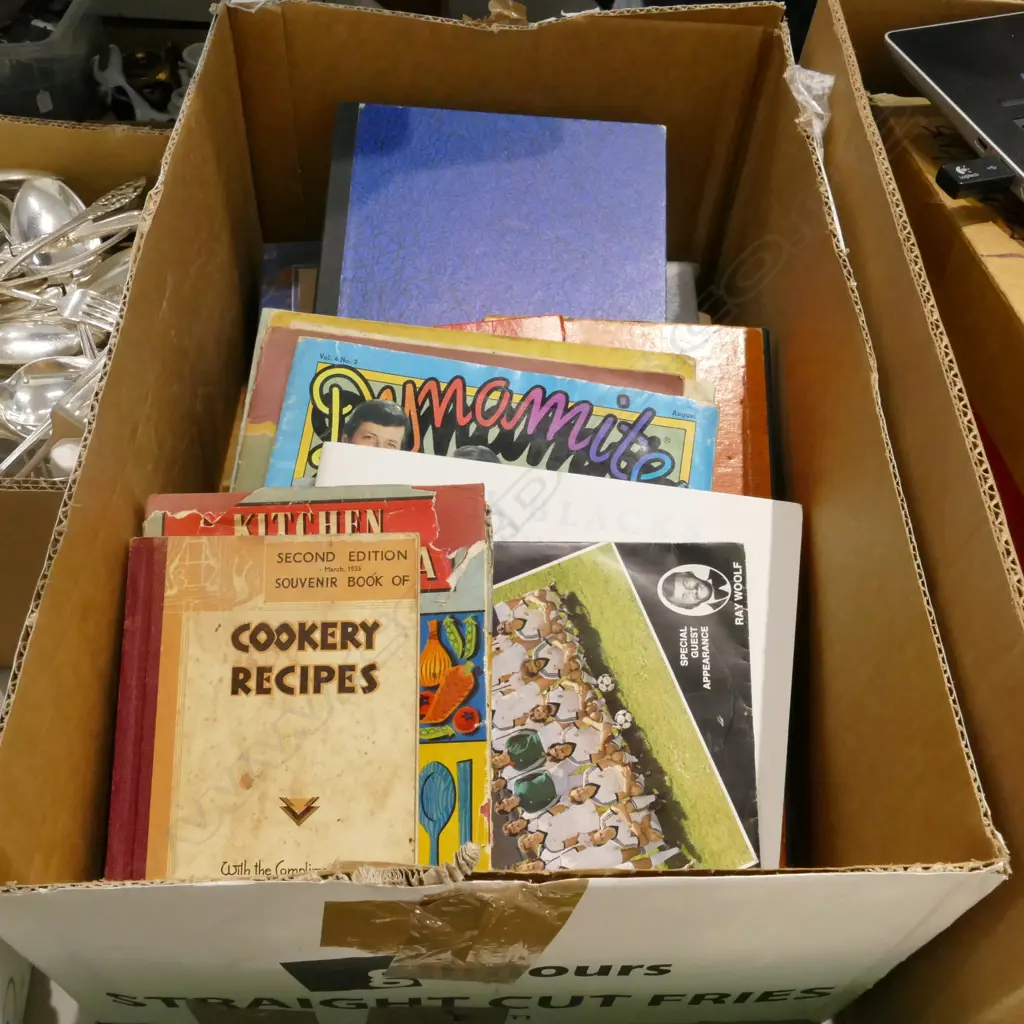 LOT OF ASST COLLECTABLE BOOKS COOK BOOKS/CHILDRENS ETC Image 1++