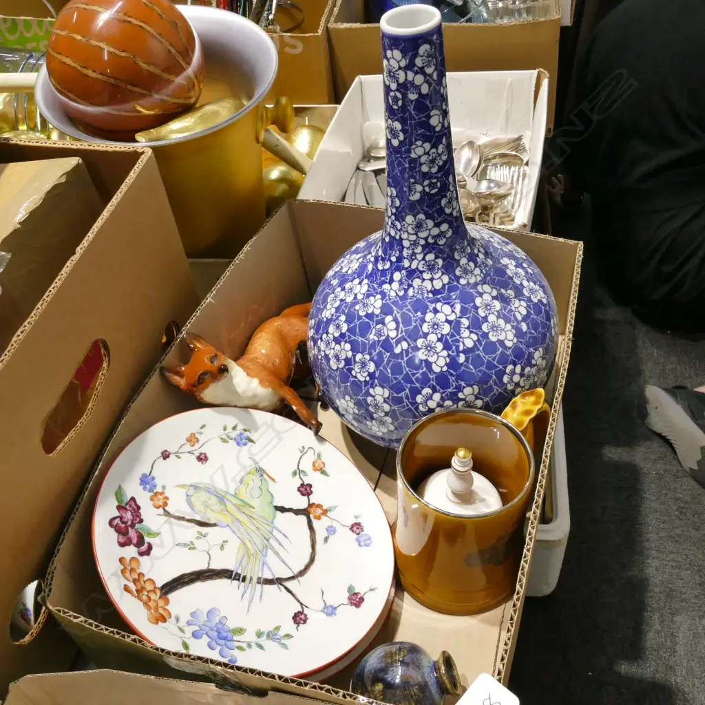 LOT ASST CHINA INCL. B + W VASE / WADE MUG ETC Image 1++