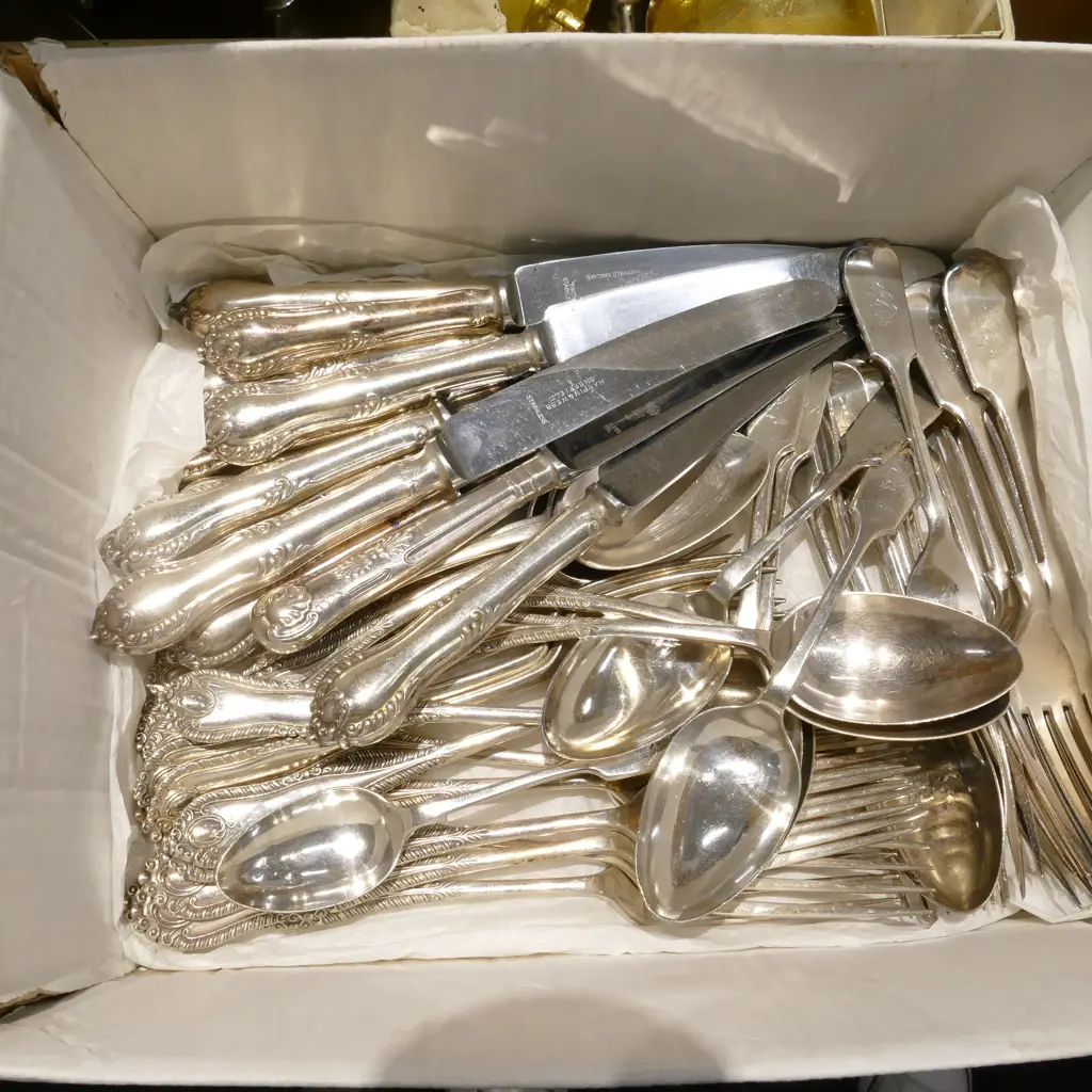 E.P SHEFFIELD FIDDLE CUTLERY SET Image 1++