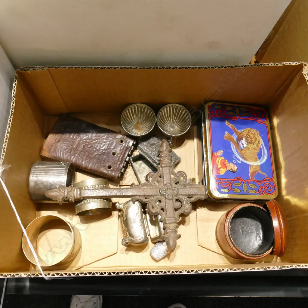 LOT ASST INCL. CRUCIFIX / EP / PEN KNIVES / LEATHER CASE IMPRESSED W TIKI Image 1++