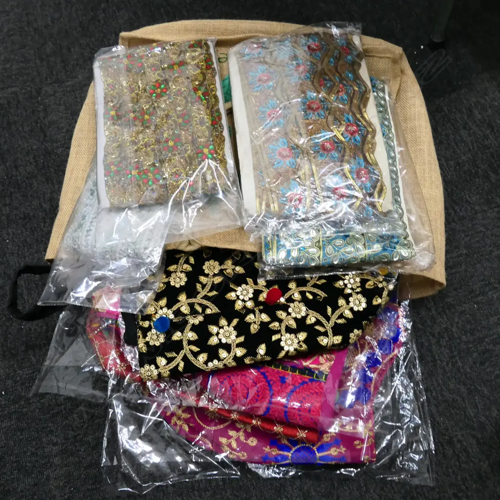 BOX LOT EMBROIDERED ORIENTAL BAGS Image 1++
