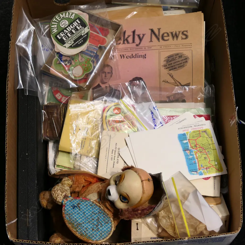 BOX LOT VINTAGE PACKAGING, EPHEMERA Image 1++