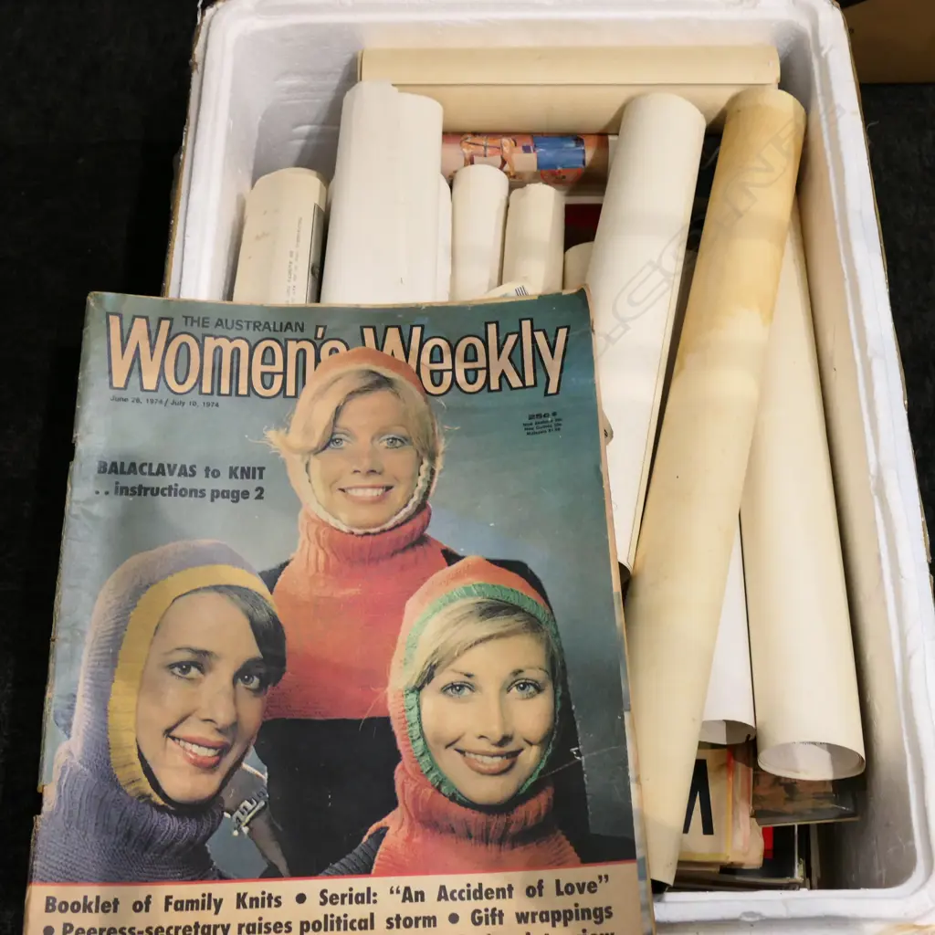 BOX LOT VINTAGE MAGAZINES, AUCKLAND WEEKLY NEWS POSTERS ETC Image 1++