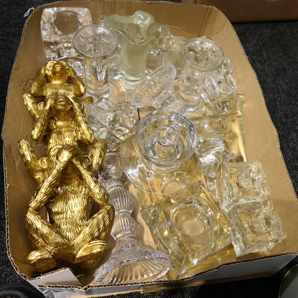 BOX LOT ASST. GLASS PAPERWEIGHTS / CANDLEHOLDERS ETC Image 1++