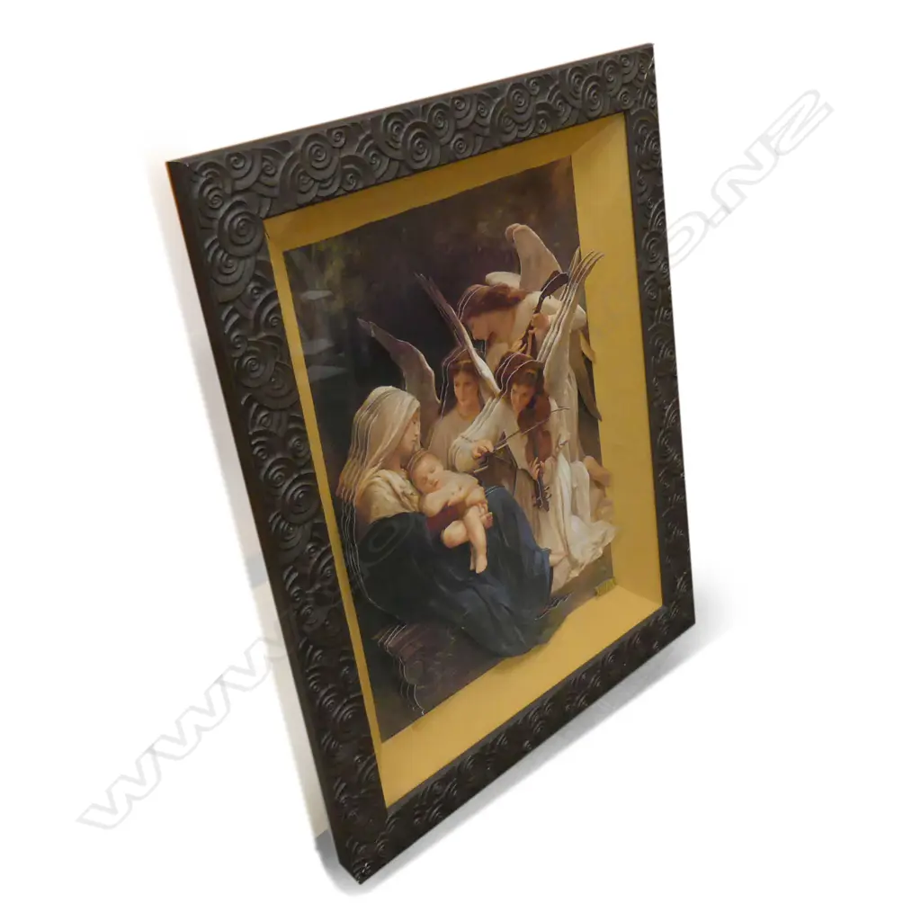 LG 1940S RELIGIOUS PORTRAIT OF MARY, JESUS & ANGELS, LAYERED CARD WITH CARVED WOODEN FRAME Image 1++