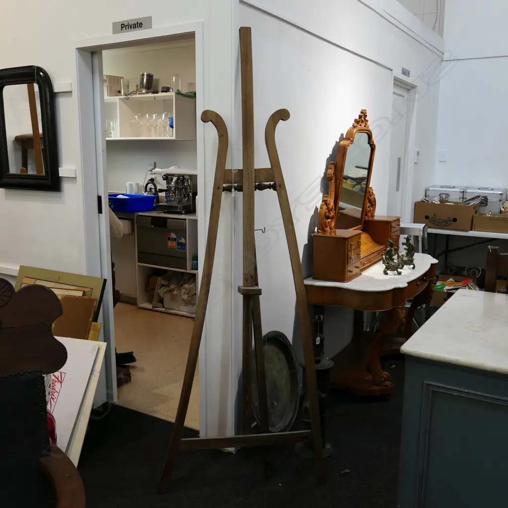 OLD FRENCH ARTIST EASEL Image 1++