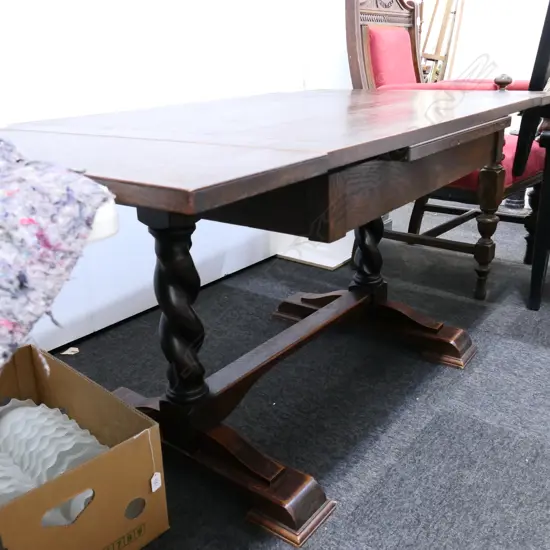 OAK EXTENSION TABLE W/ BARLEY TWIST LEGS H. 850MM W. 1050MM