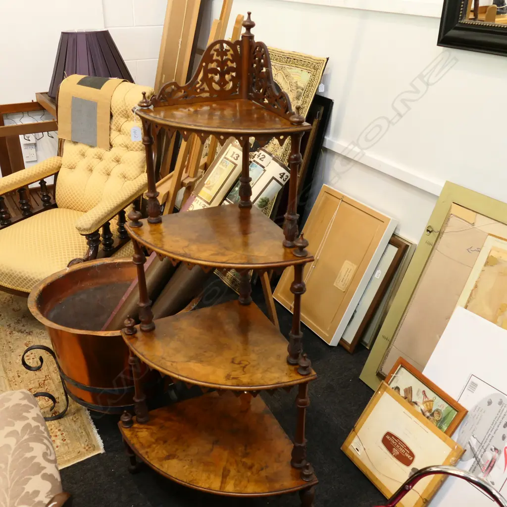 A VICT WALNUT WHATNOT H 1400 MM Image 1++