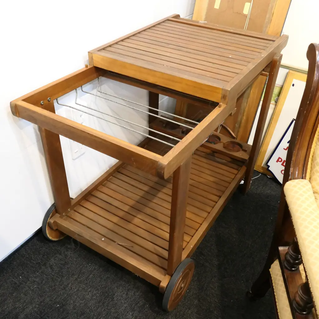 OUTDOOR DRINKS TROLLEY Image 1++