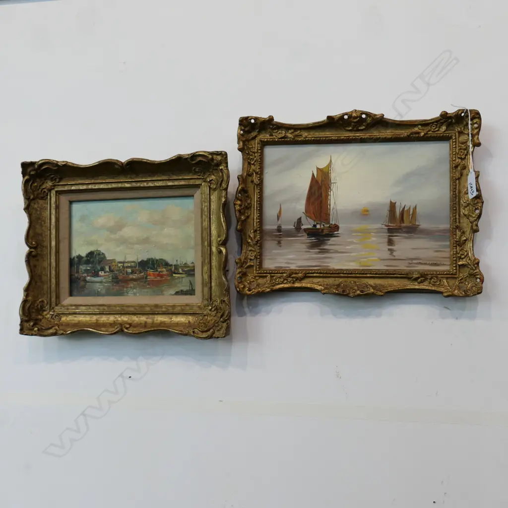 2 GILT FRAMED OIL PAINTINGS; BOATS & RYE HARBOUR BY PHYLLIS MORGANS R.G.I. 325MM W 250MM H Image 1++